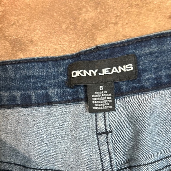 DKNY Blue Jean Bermuda Shorts High-Waisted Cuffed EUC - Picture 2 of 5
